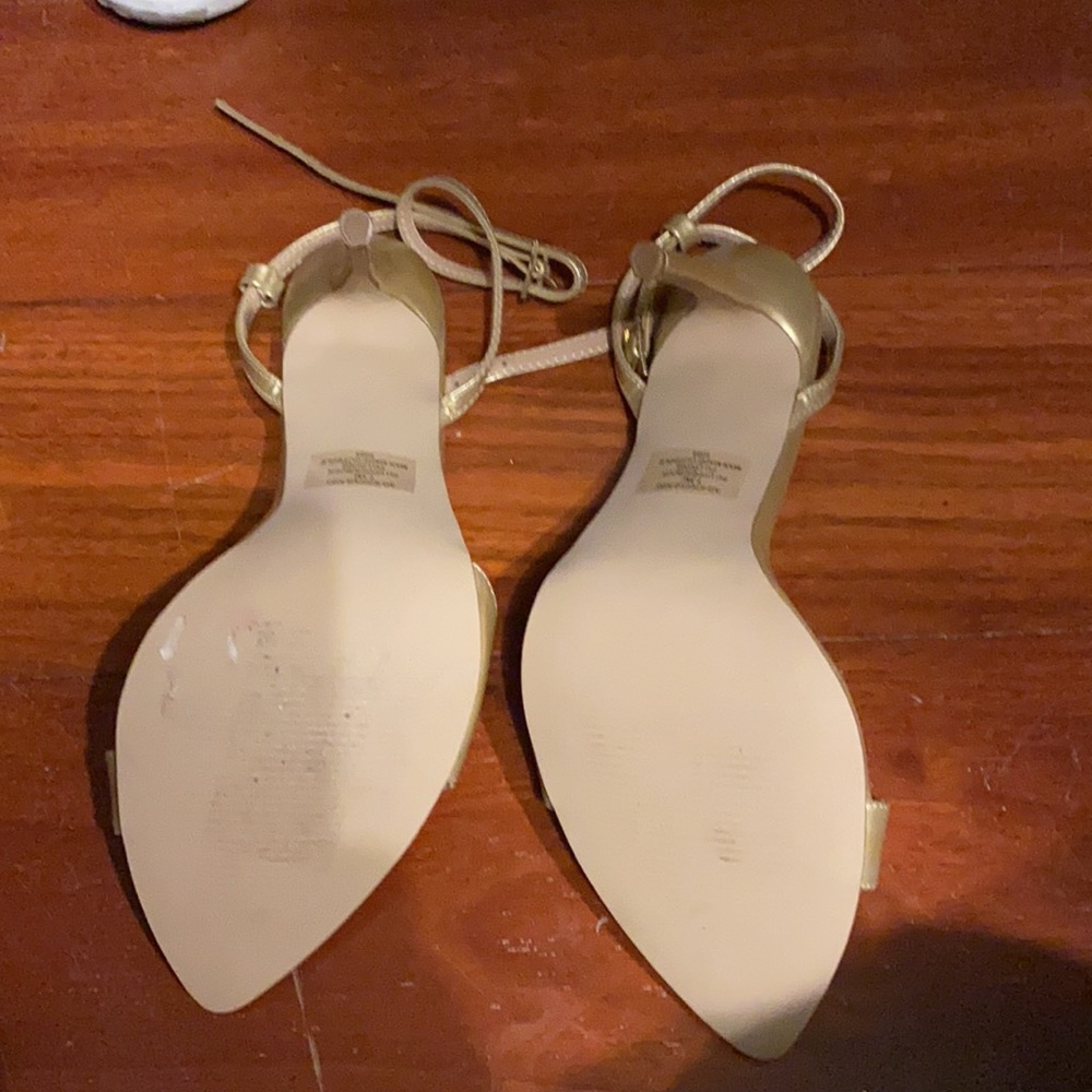 Sandals - Picture 4 of 6